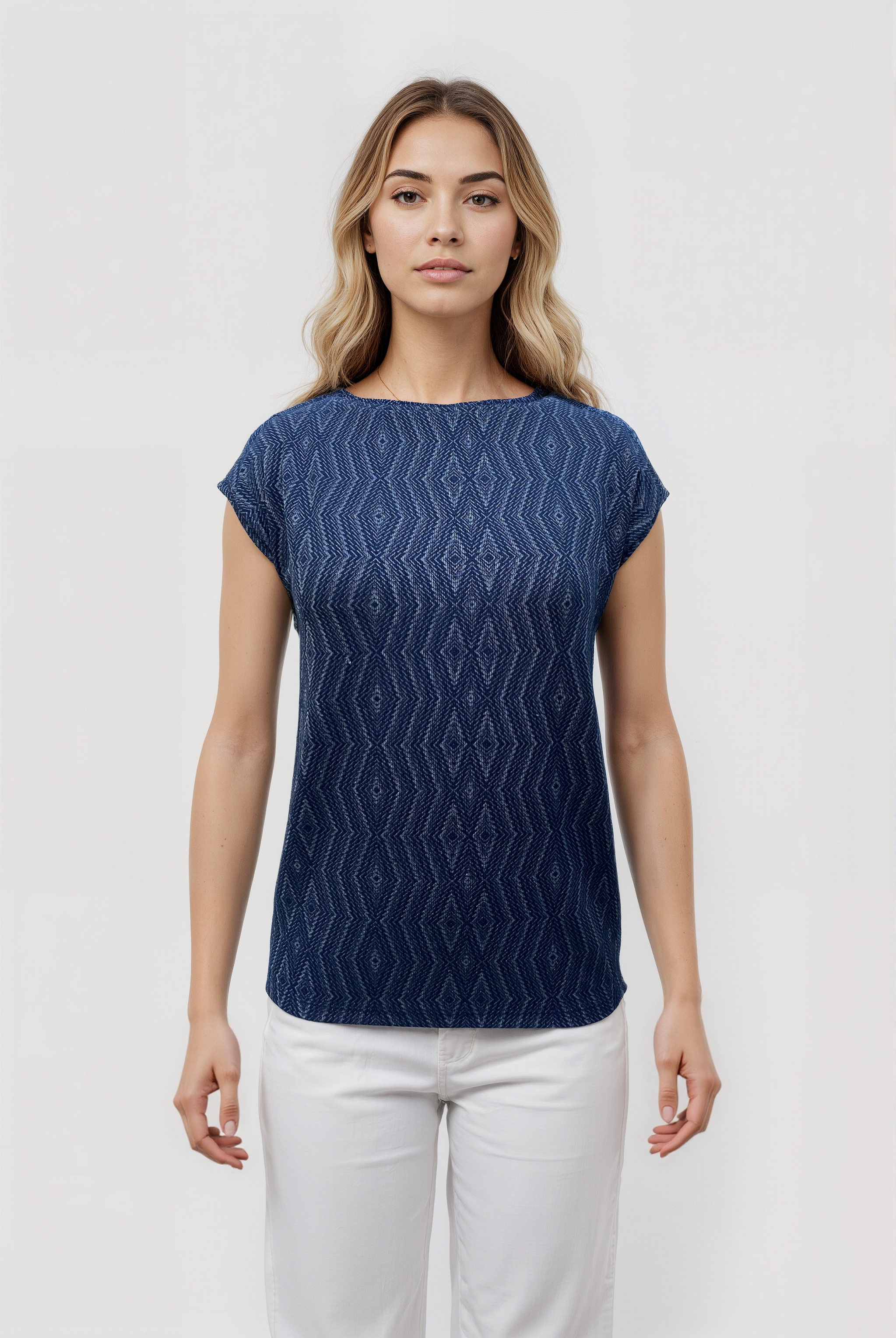 SKY GLITTER S/S TOP in Black Iris