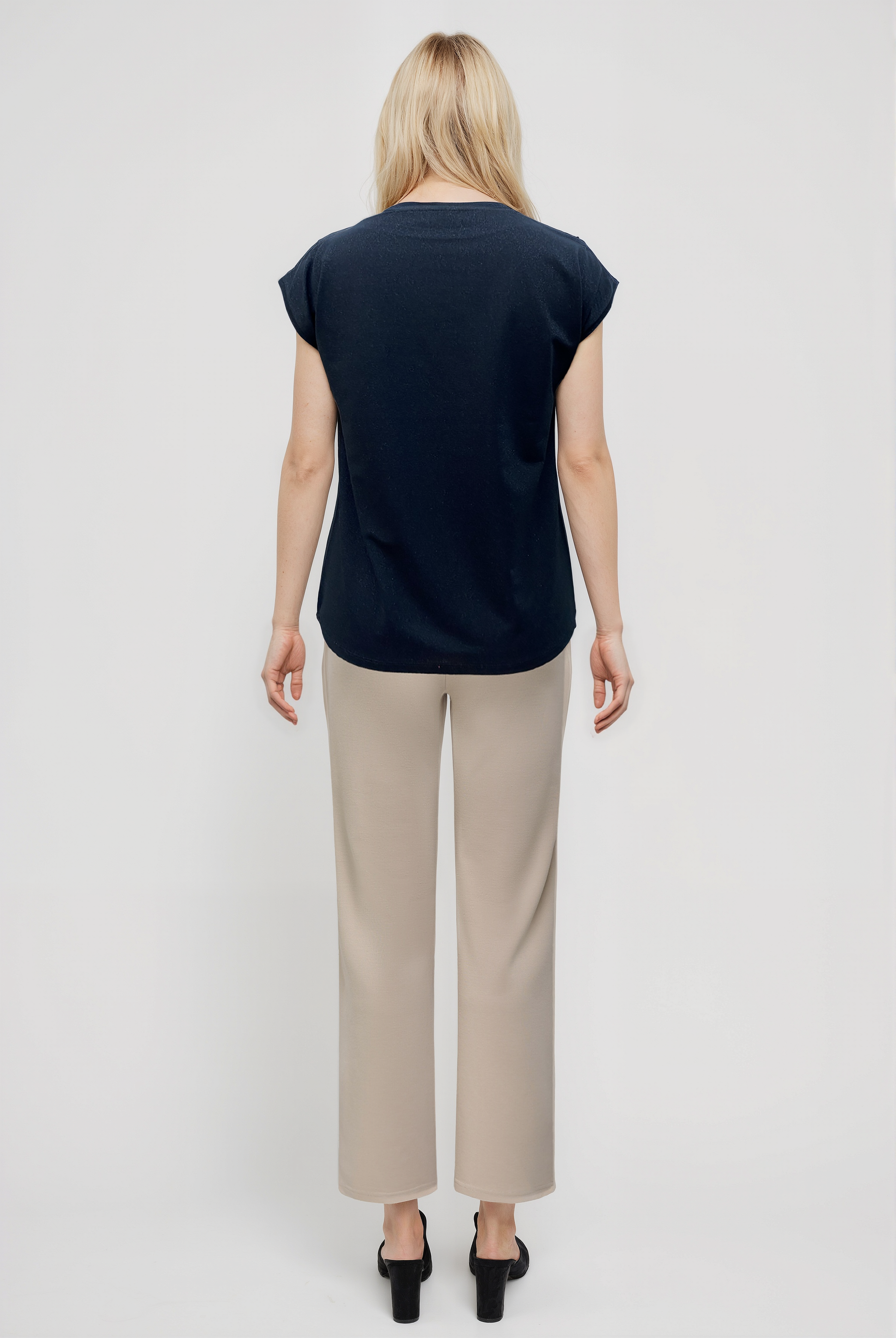 SKY GLITTER S/S TOP in Black