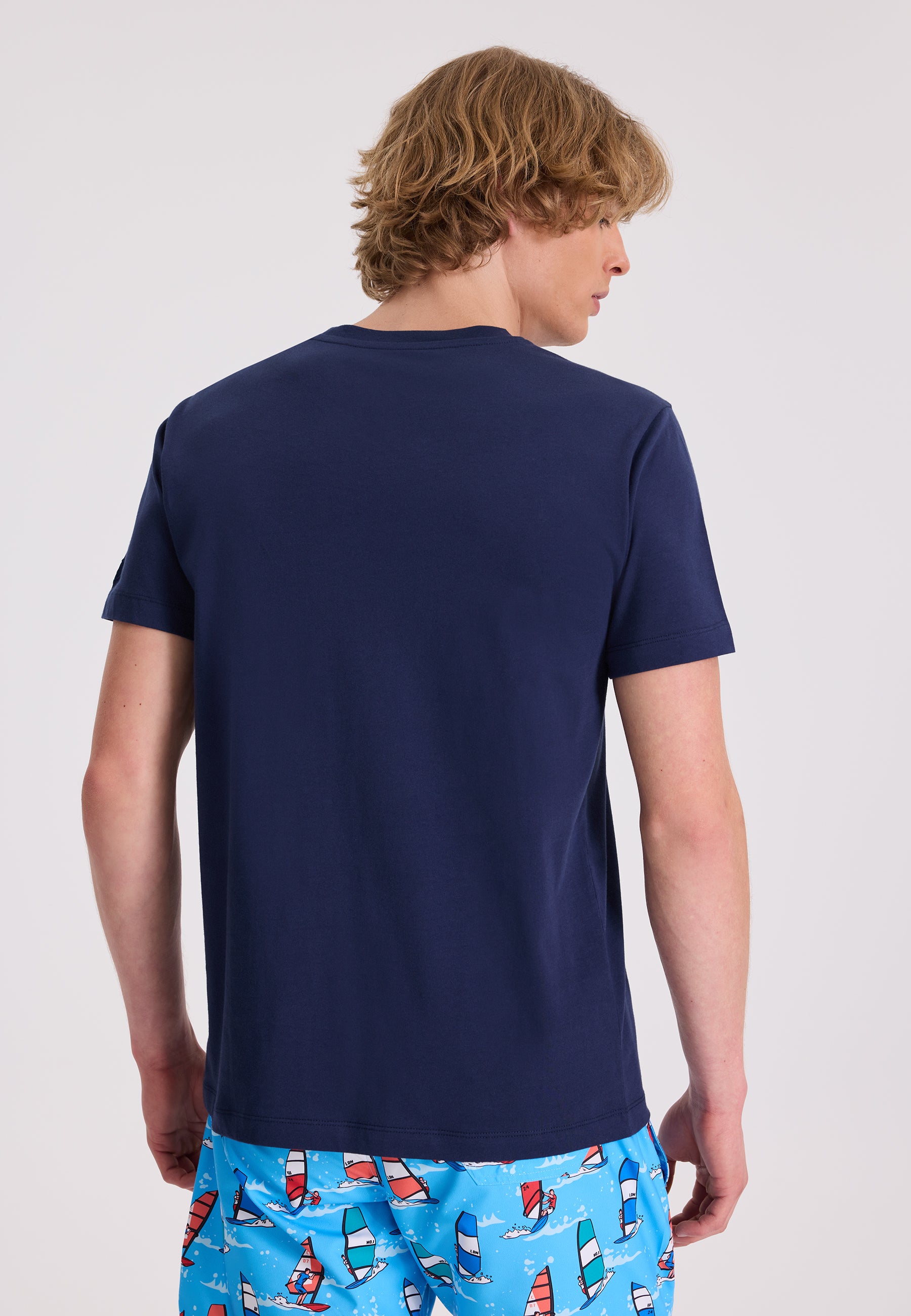 WMEMBROIDERY SURFER TEE in Naval Academy