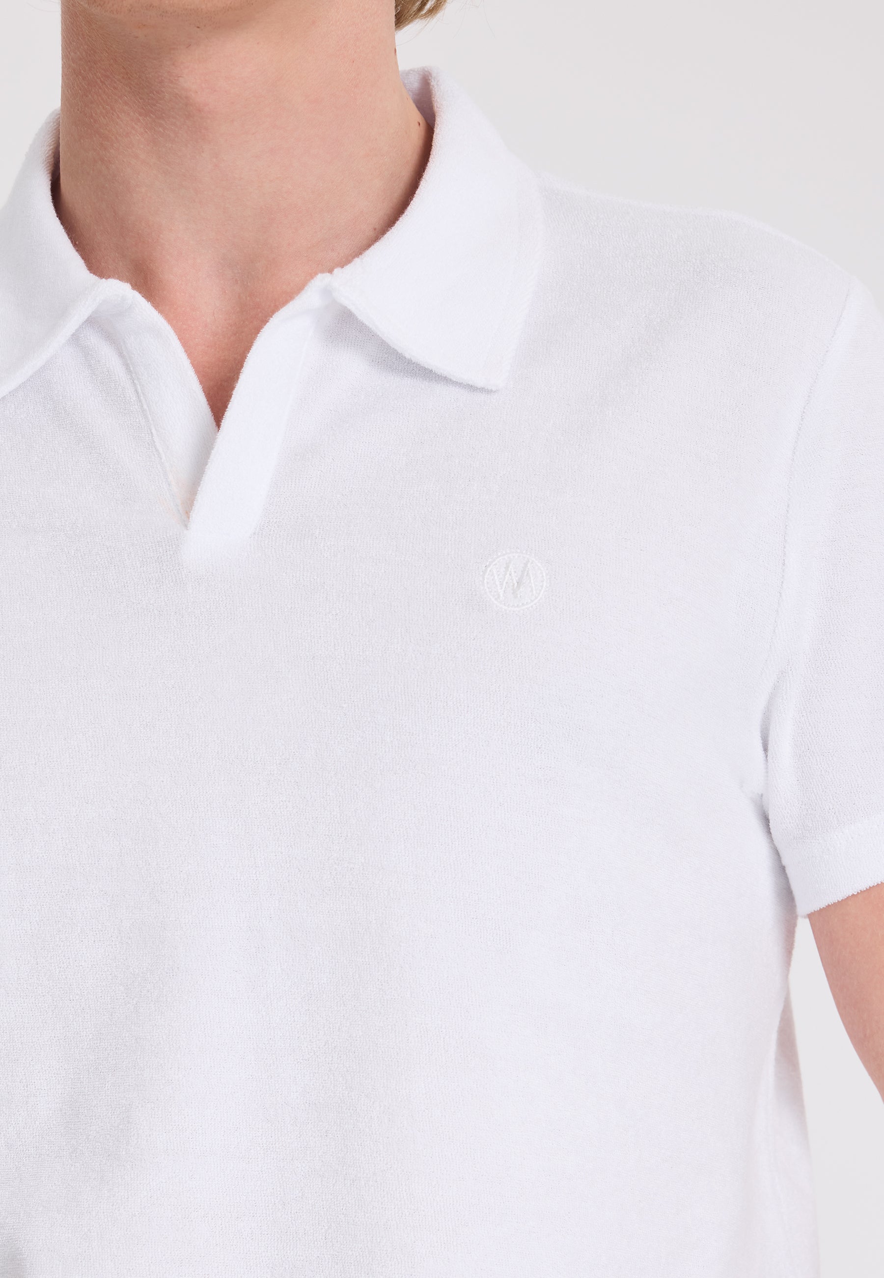 BREEZE TOWELLING POLO SHIRT in Solid White