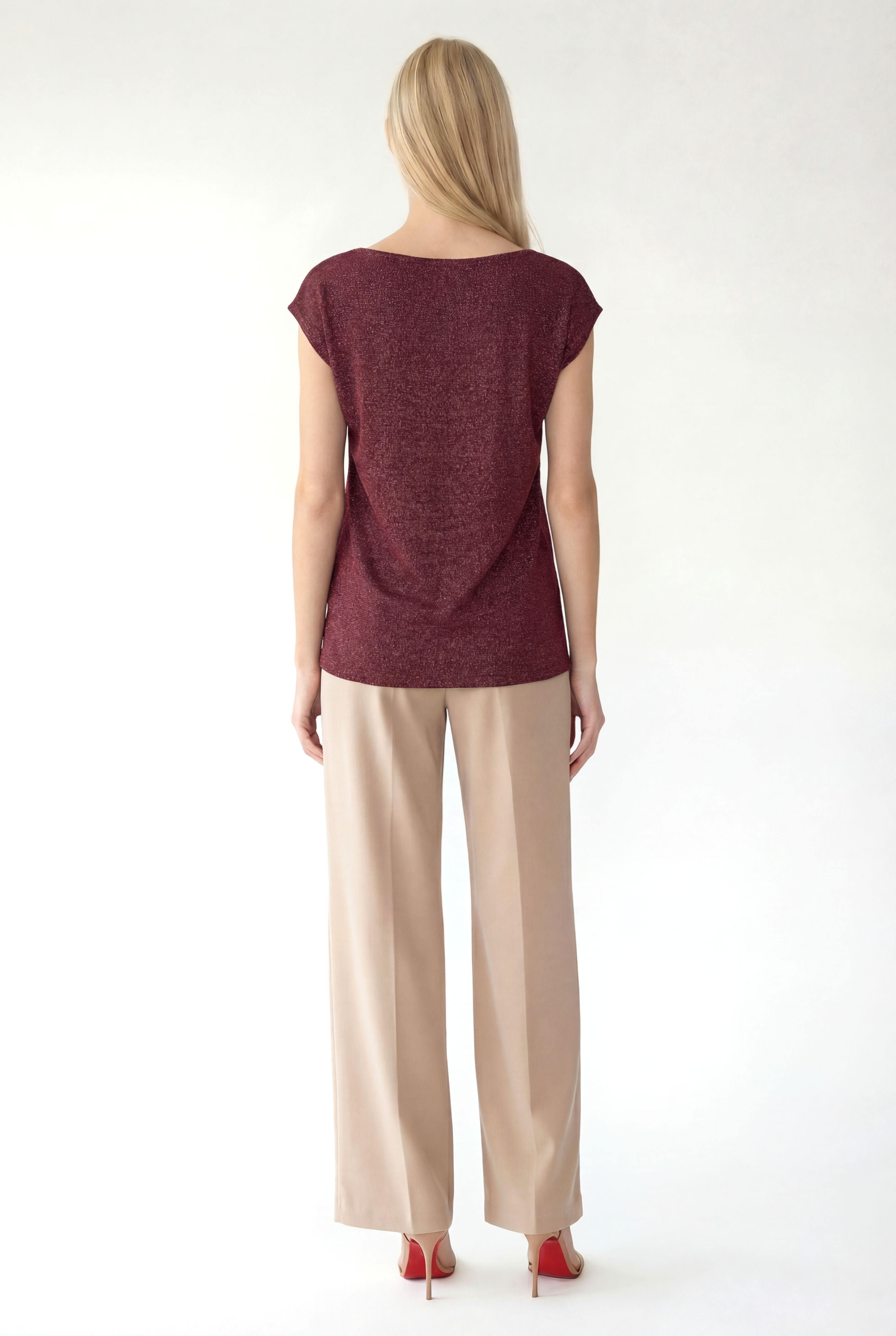 SKY GLITTER S/S TOP in Cabarnet