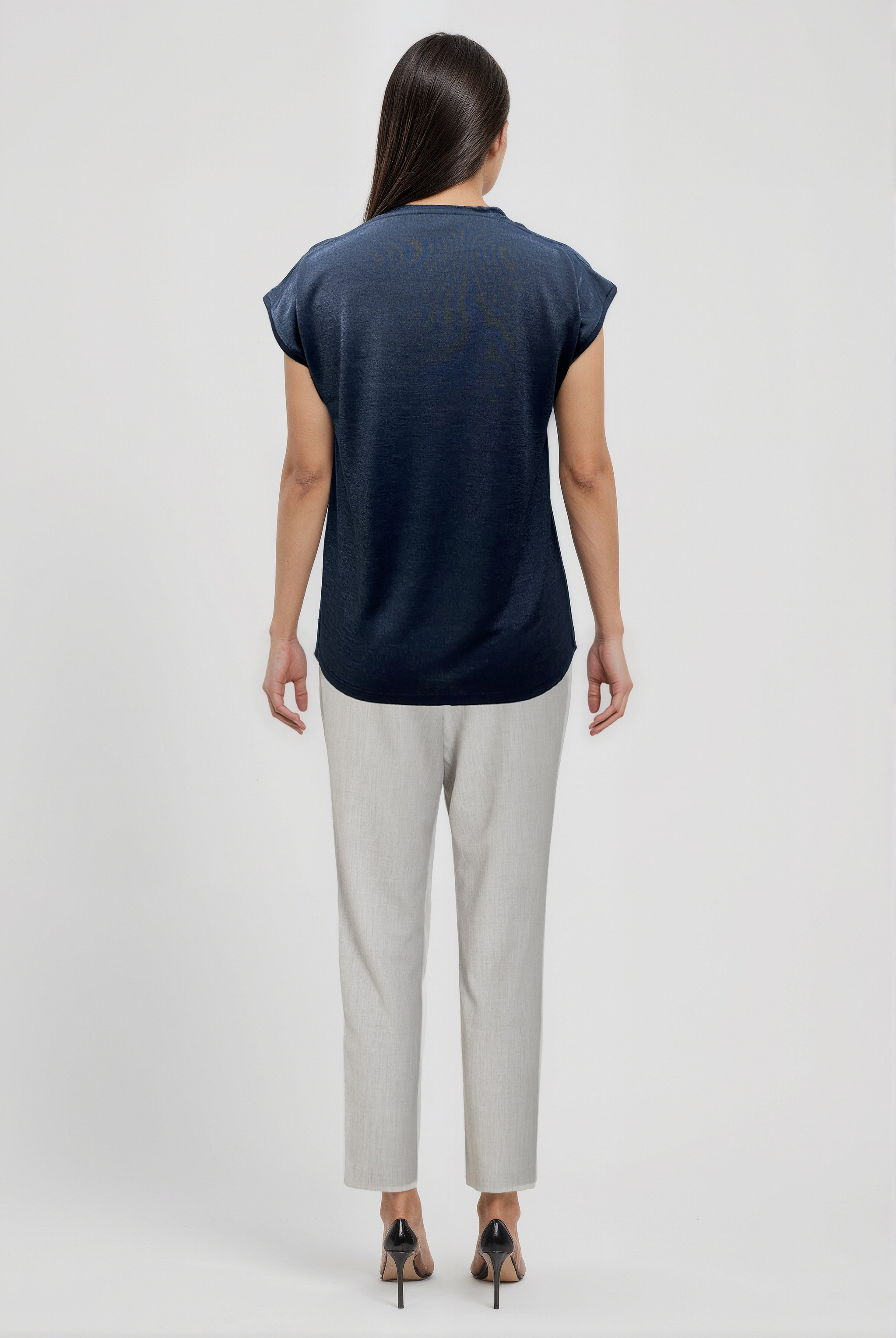 SKY GLITTER S/S TOP in Shiny Grey