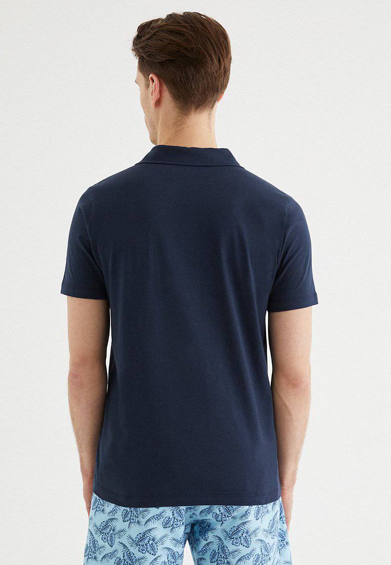 VITAL POLO in Total Eclipse