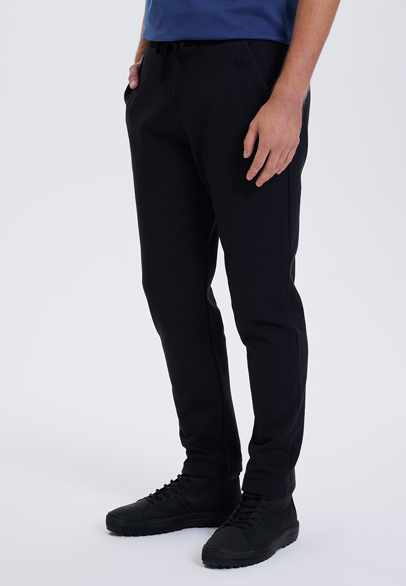 CORE SWEATPANTS in Black