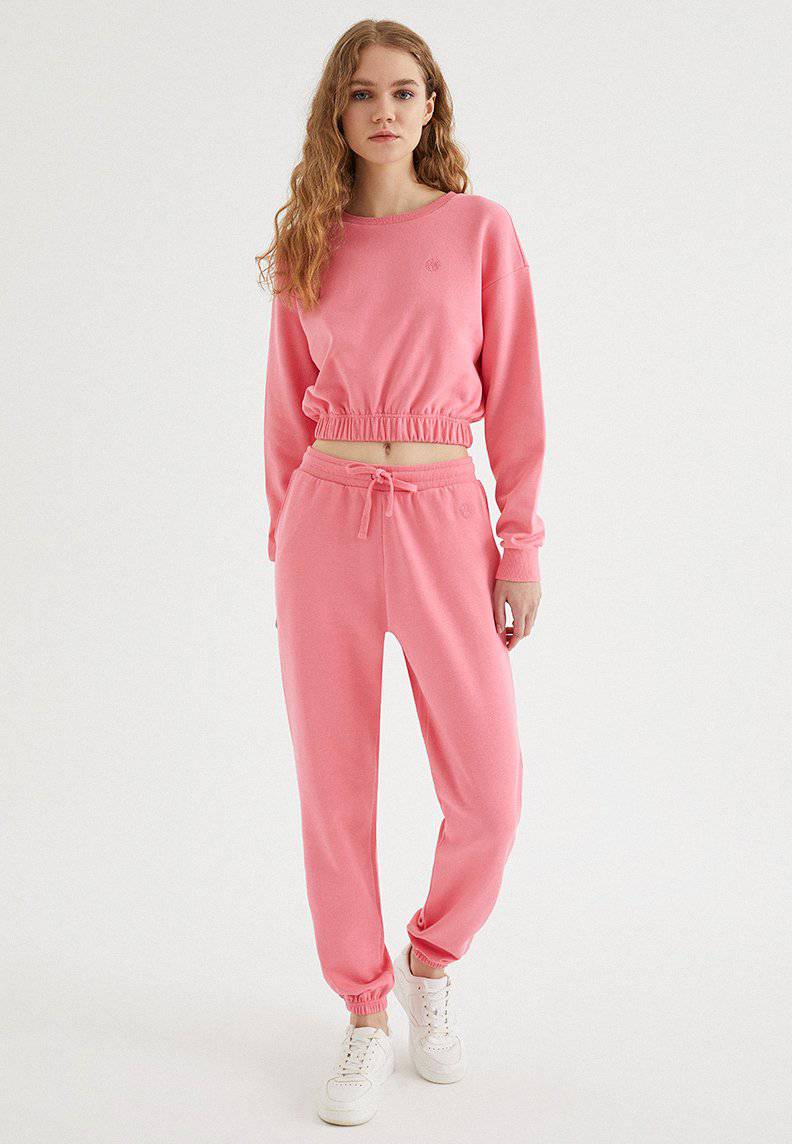 ENJOY CUFFED JOGGER in Pink Lemonade