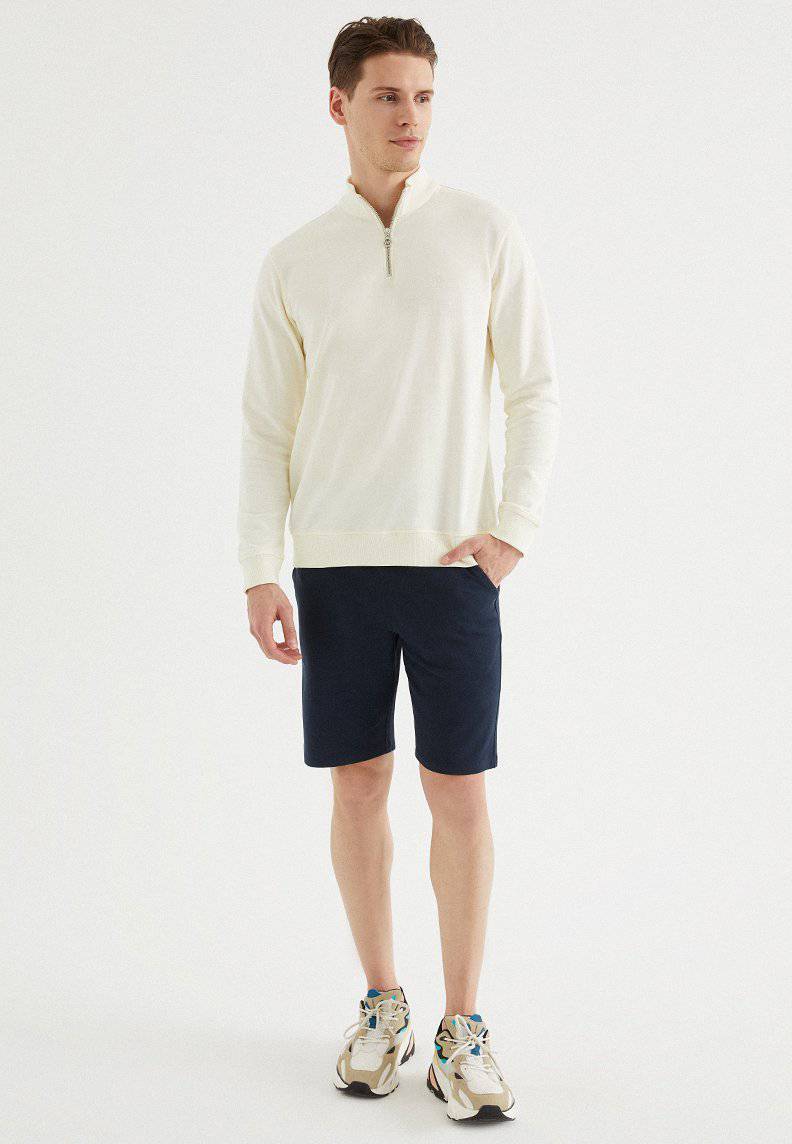 CORE HALF ZIP SWEAT in Vanilla Ice