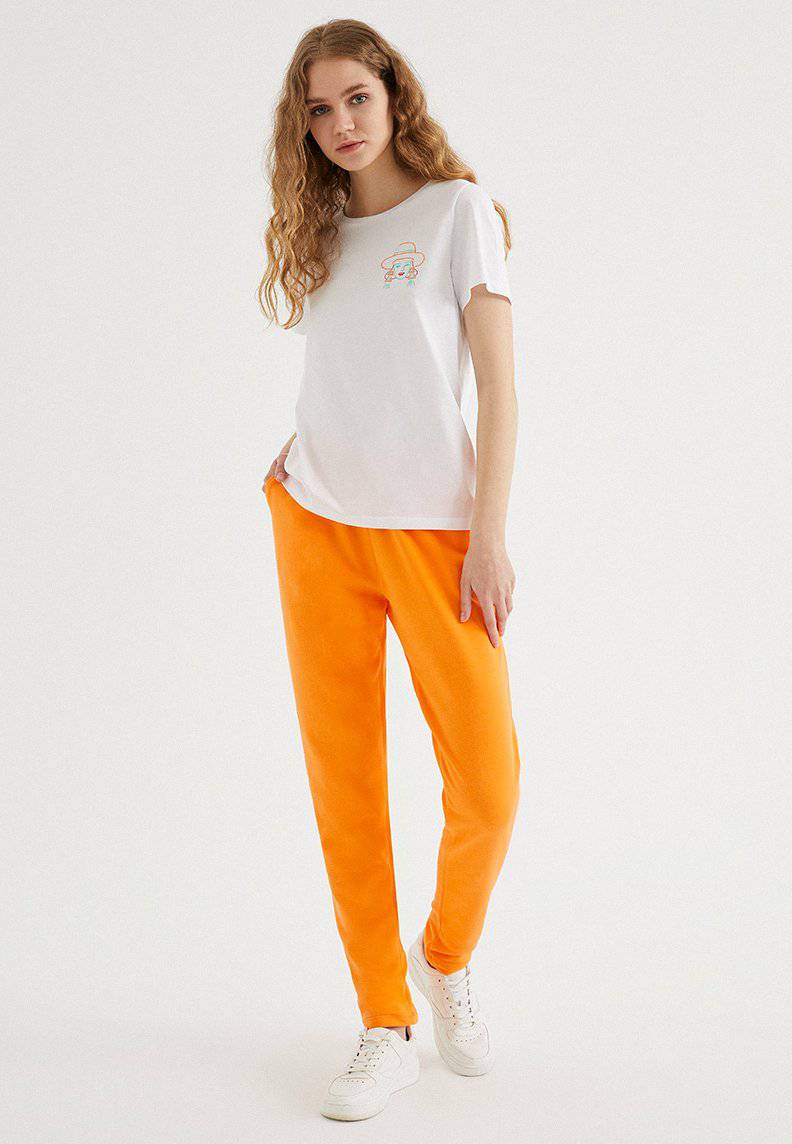 BUNTES MÜTZEN-T-SHIRT