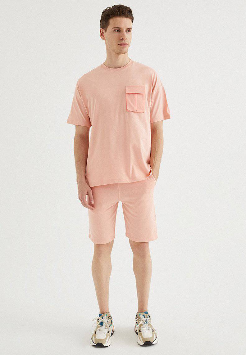 VITAL UTILITY TEE in Coral Cloud