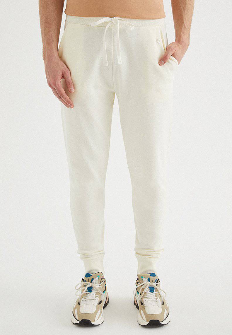 CORE JOGGER in Vanilla Ice