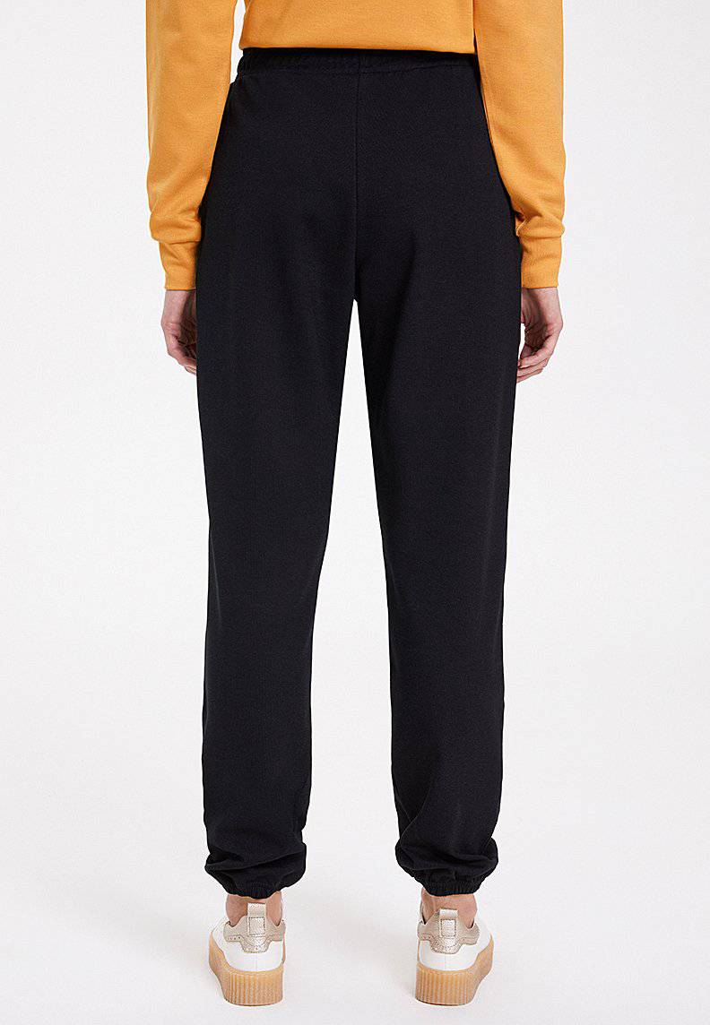 ESSENTIALS CUFFED JOGGER in Black