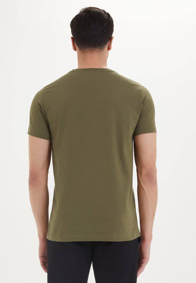 ESSENTIALS O-NECK T-SHIRT in Dark Olive