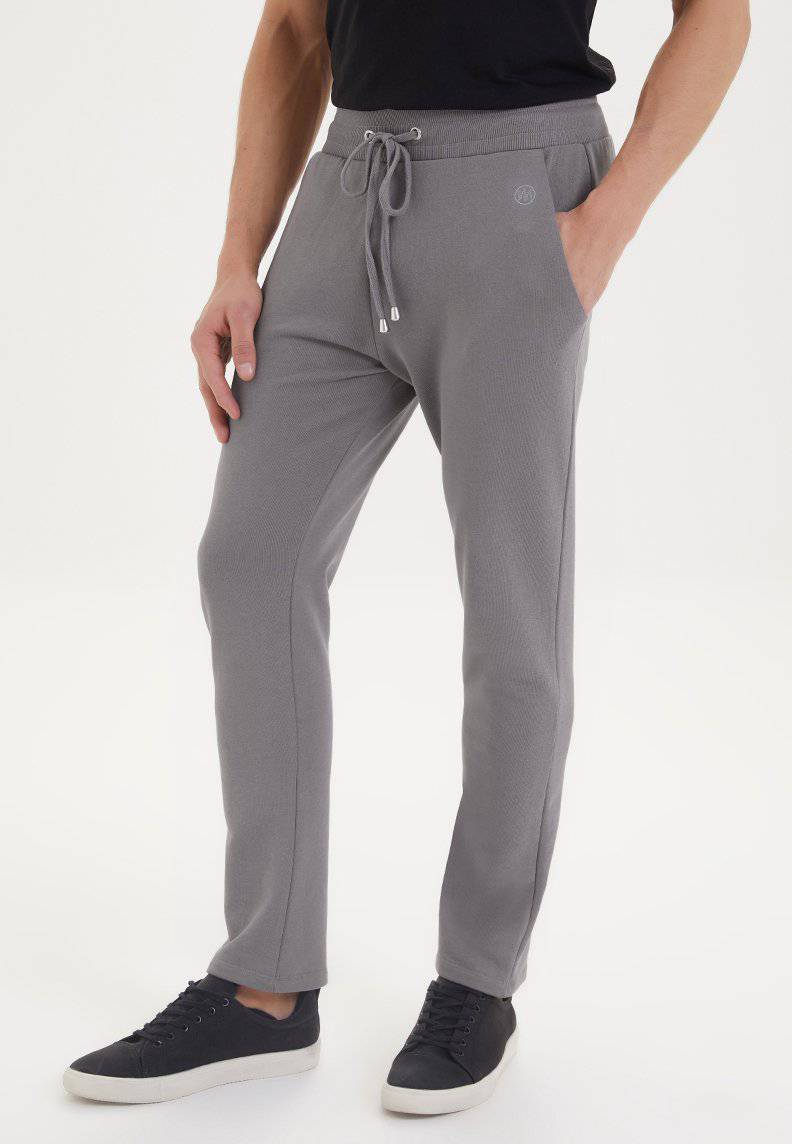ESSENTIALS SWEATPANT in Charcoal Grey