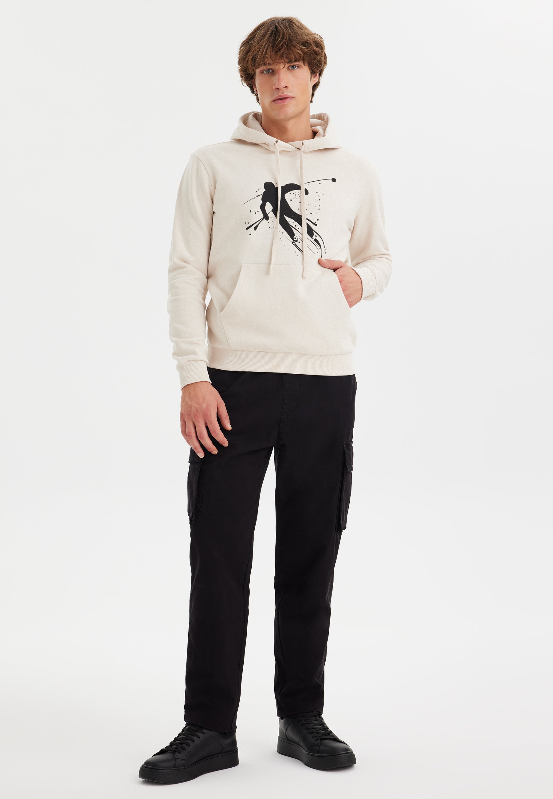 Snow white sale hoodie zara