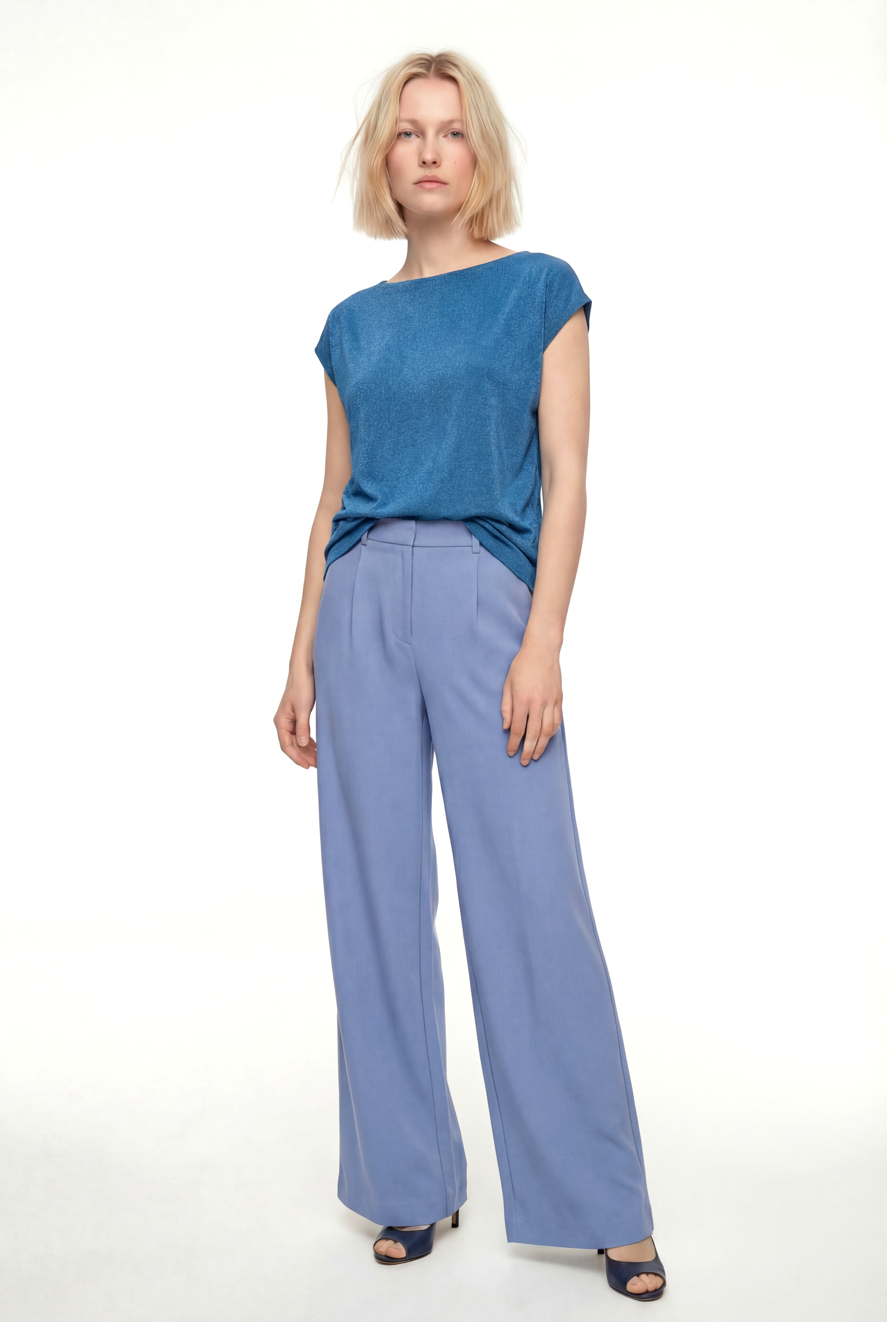 SKY GLITTER S/S TOP in Deep Lagoon