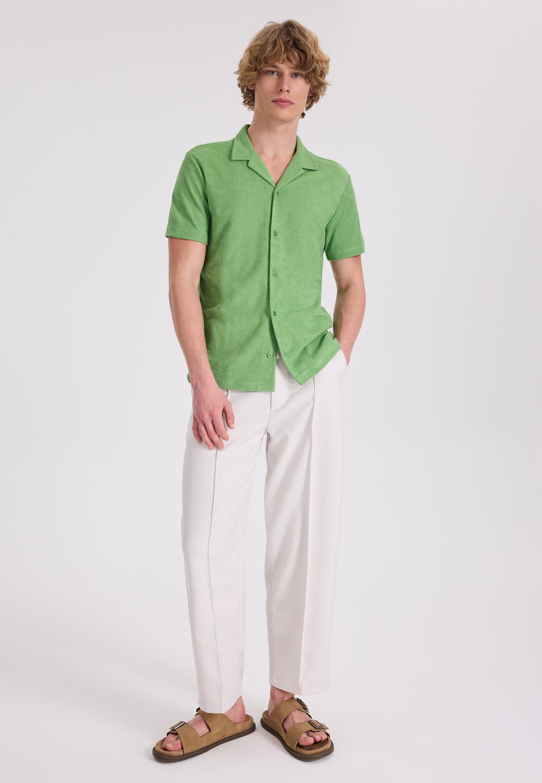 BREEZE TERRY TOWELLING S/S SHIRT in Piquant Green