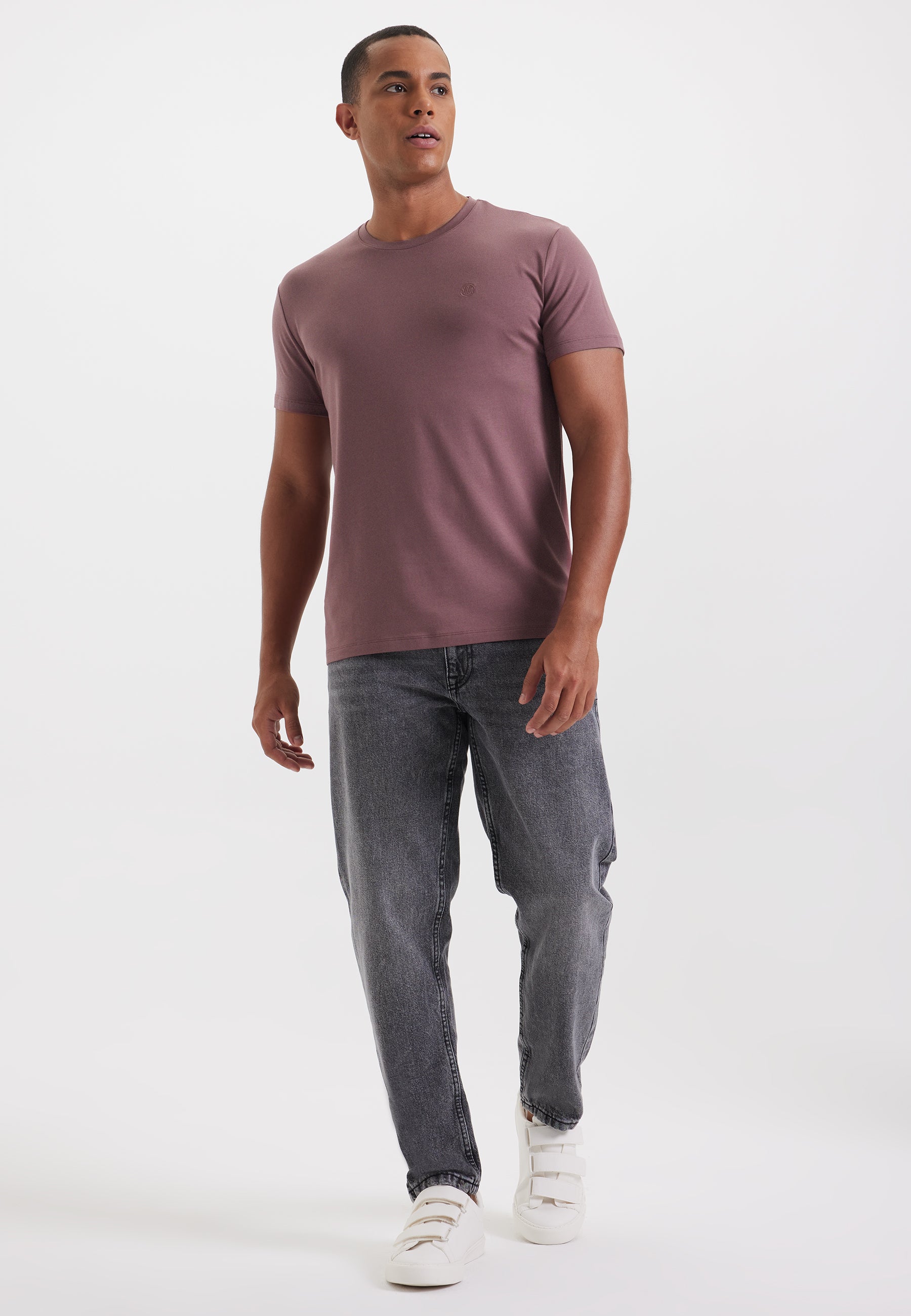 PARKER O-NECK TEE in Wine