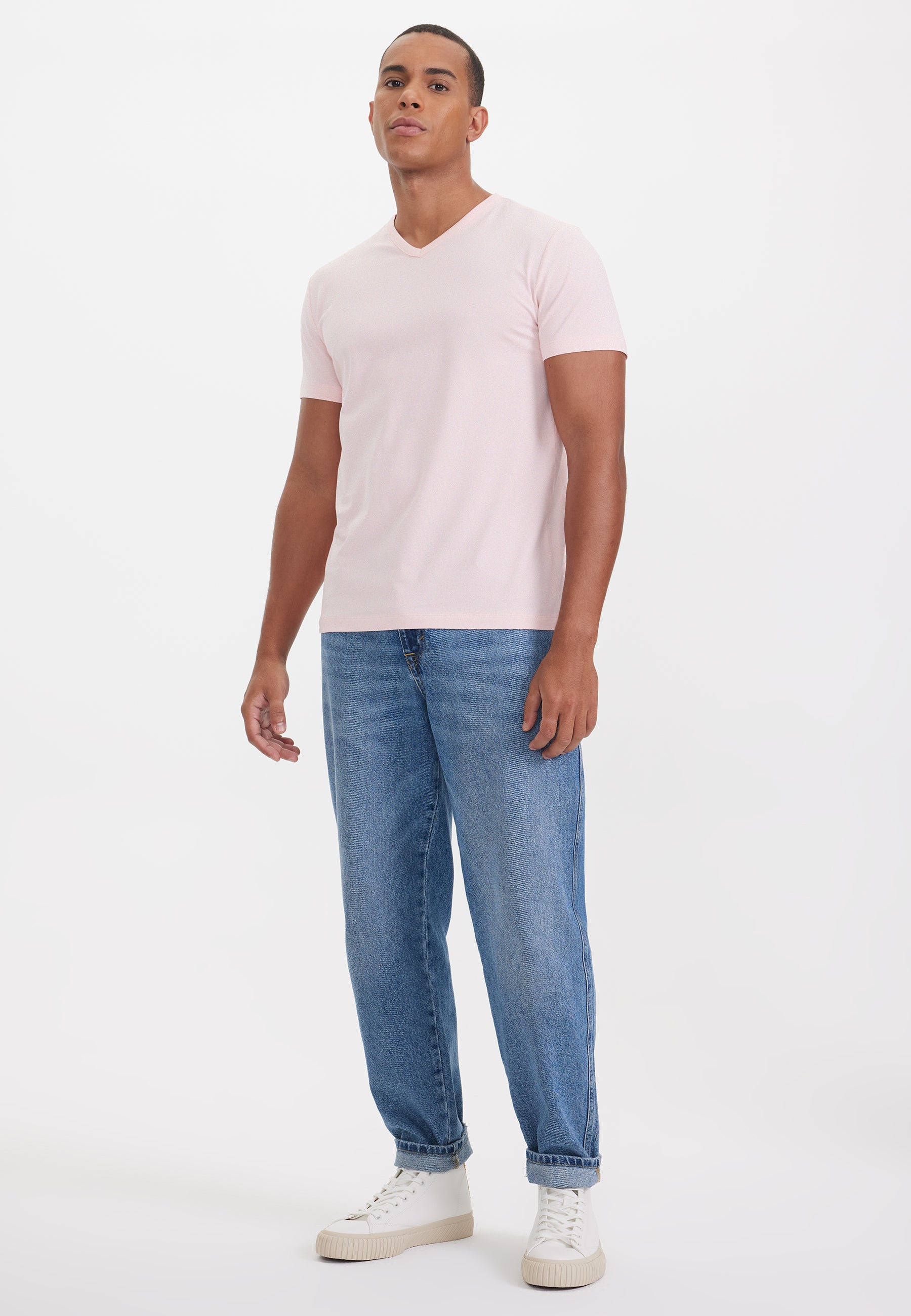 THEO V-NECK TEE in Light Pink