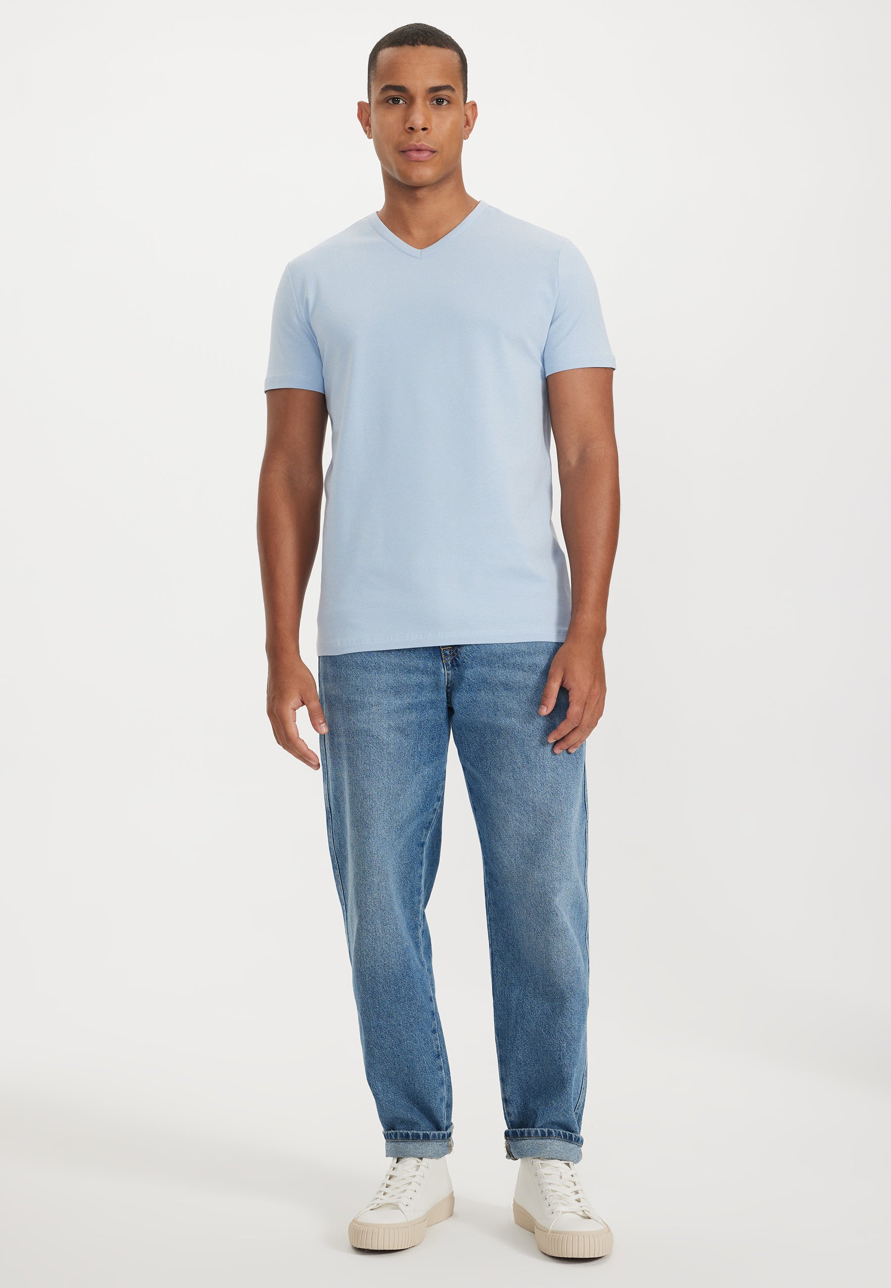 THEO V-NECK TEE in Baby Blue