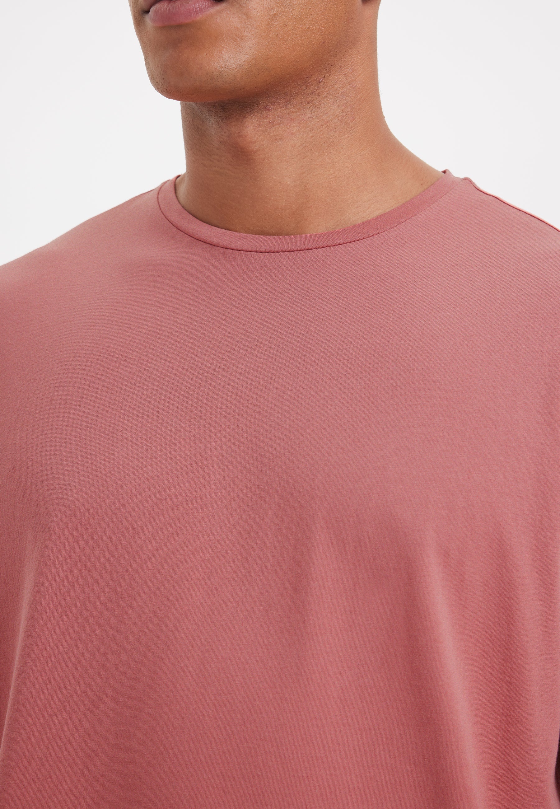 THOMAS OVERSIZED O-NECK TEE in Red