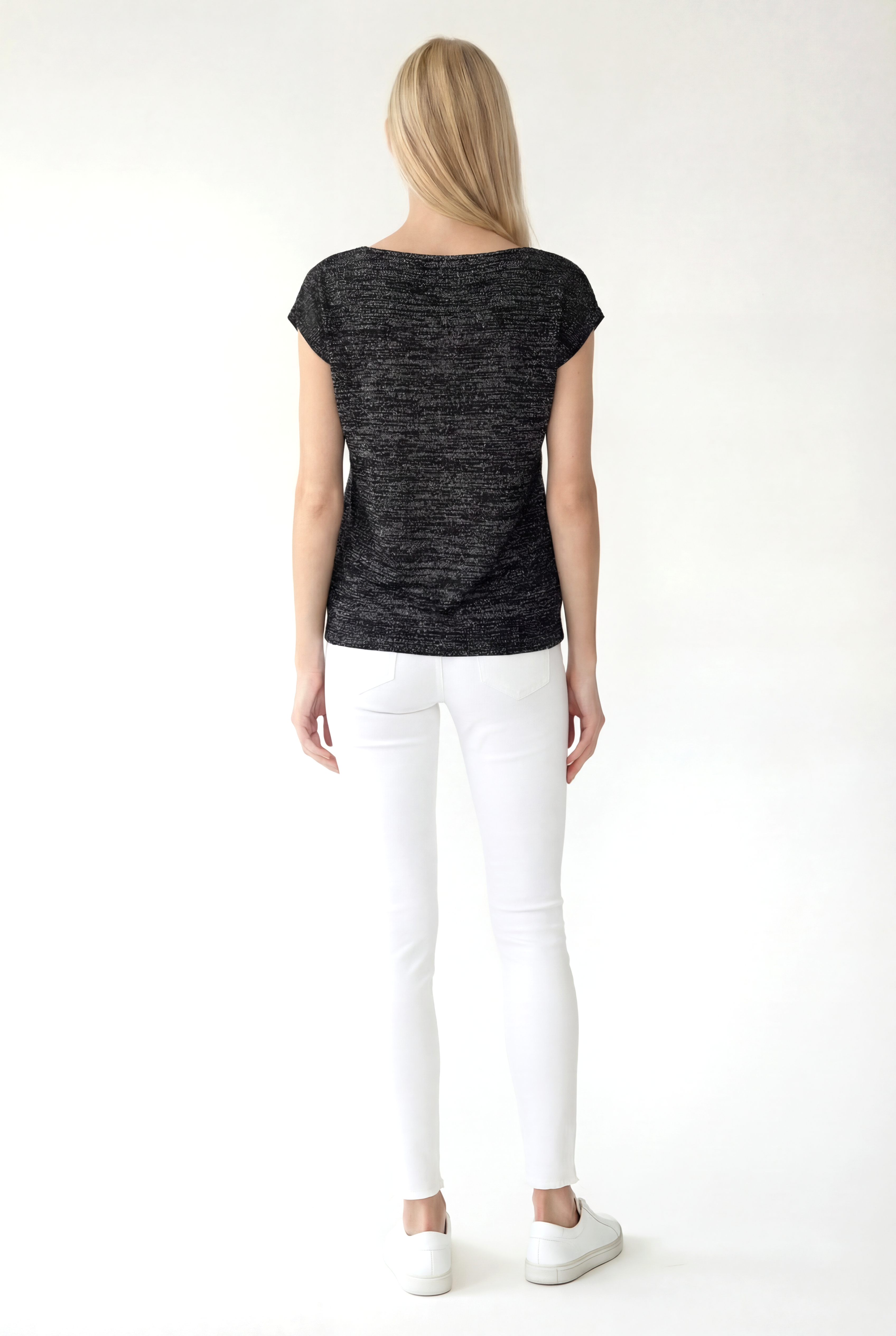 SKY GLITTER S/S TOP in Black, Silver