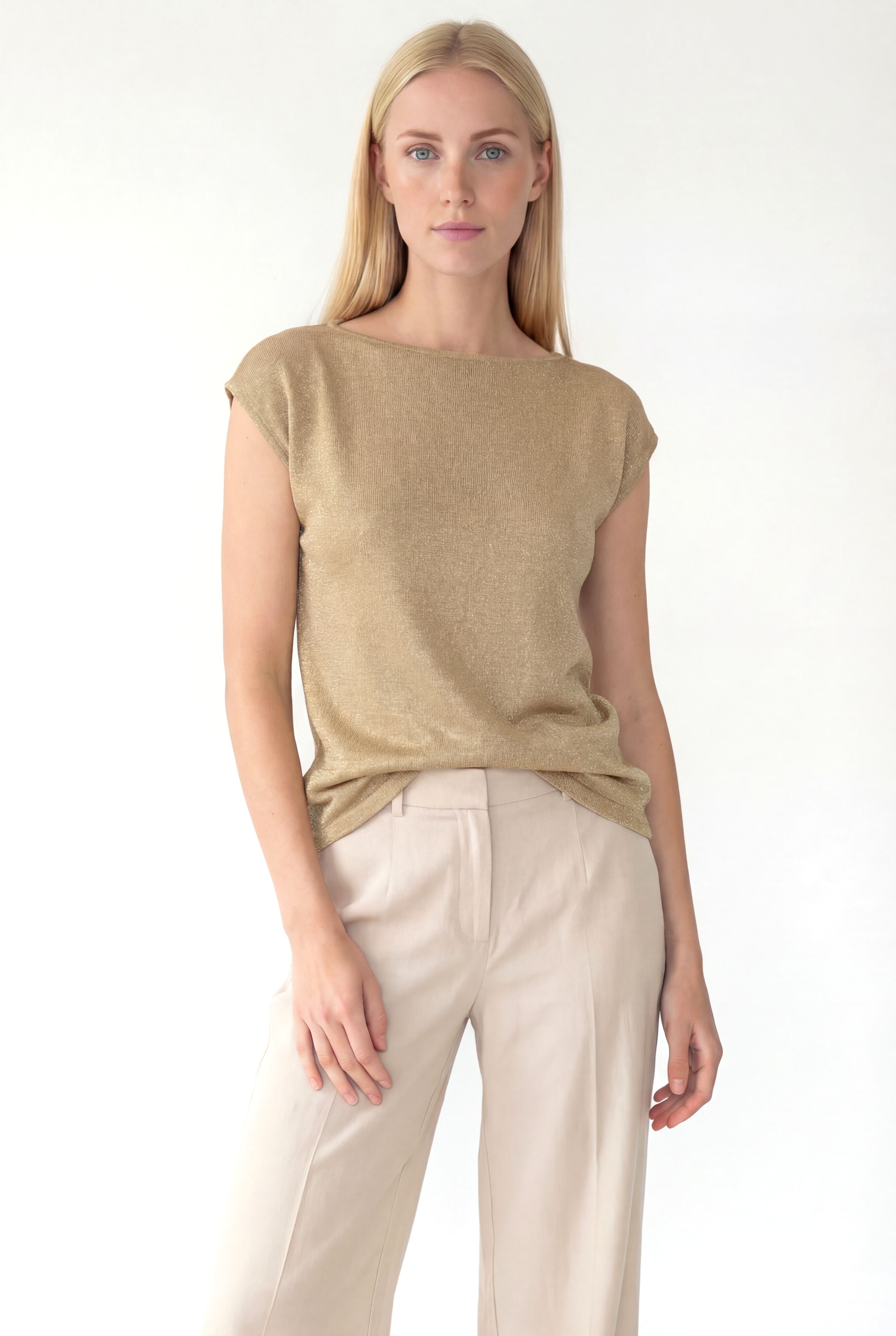 SKY GLITTER S/S TOP in Tan