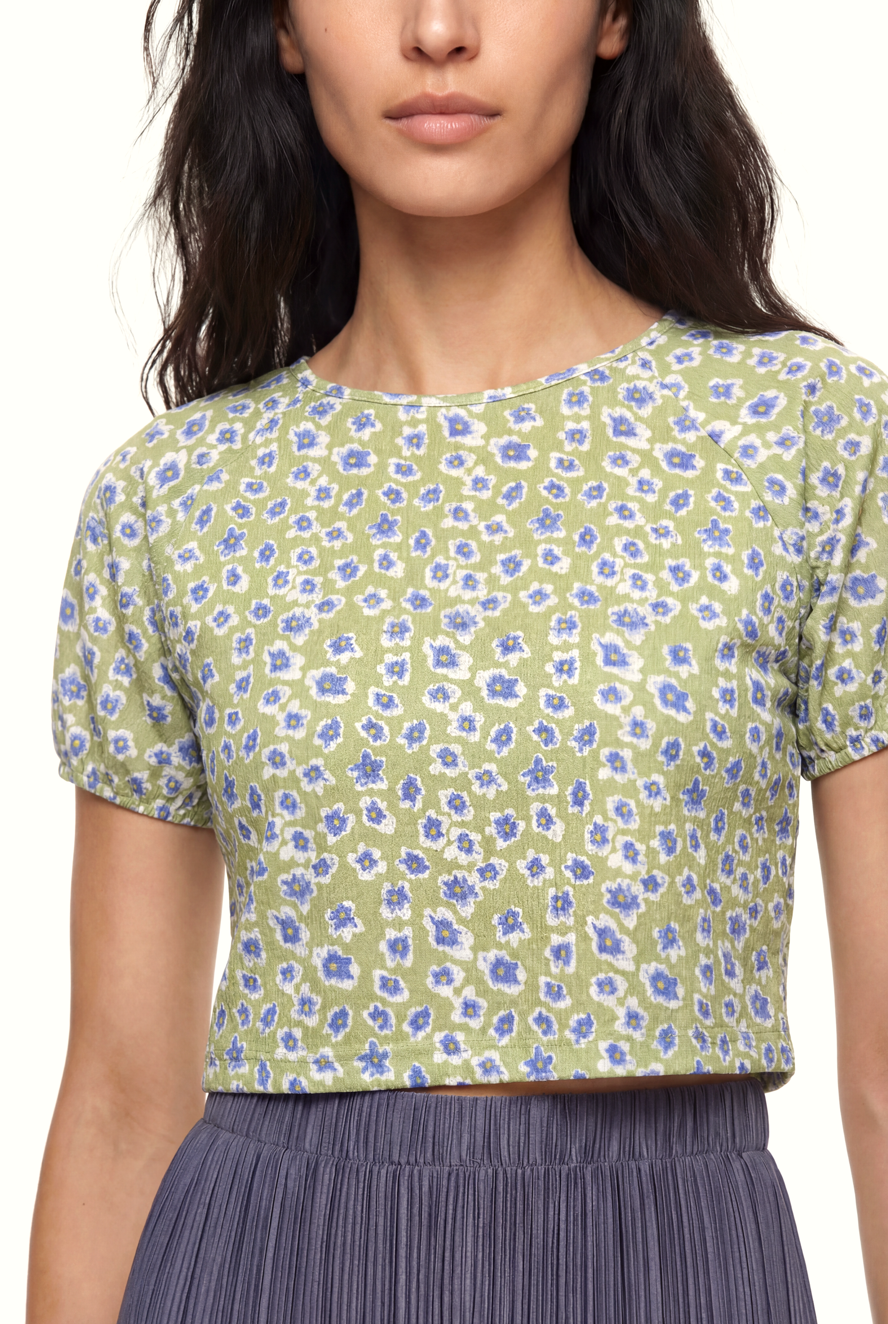 CARMEN CROP TOP in Olive AOP