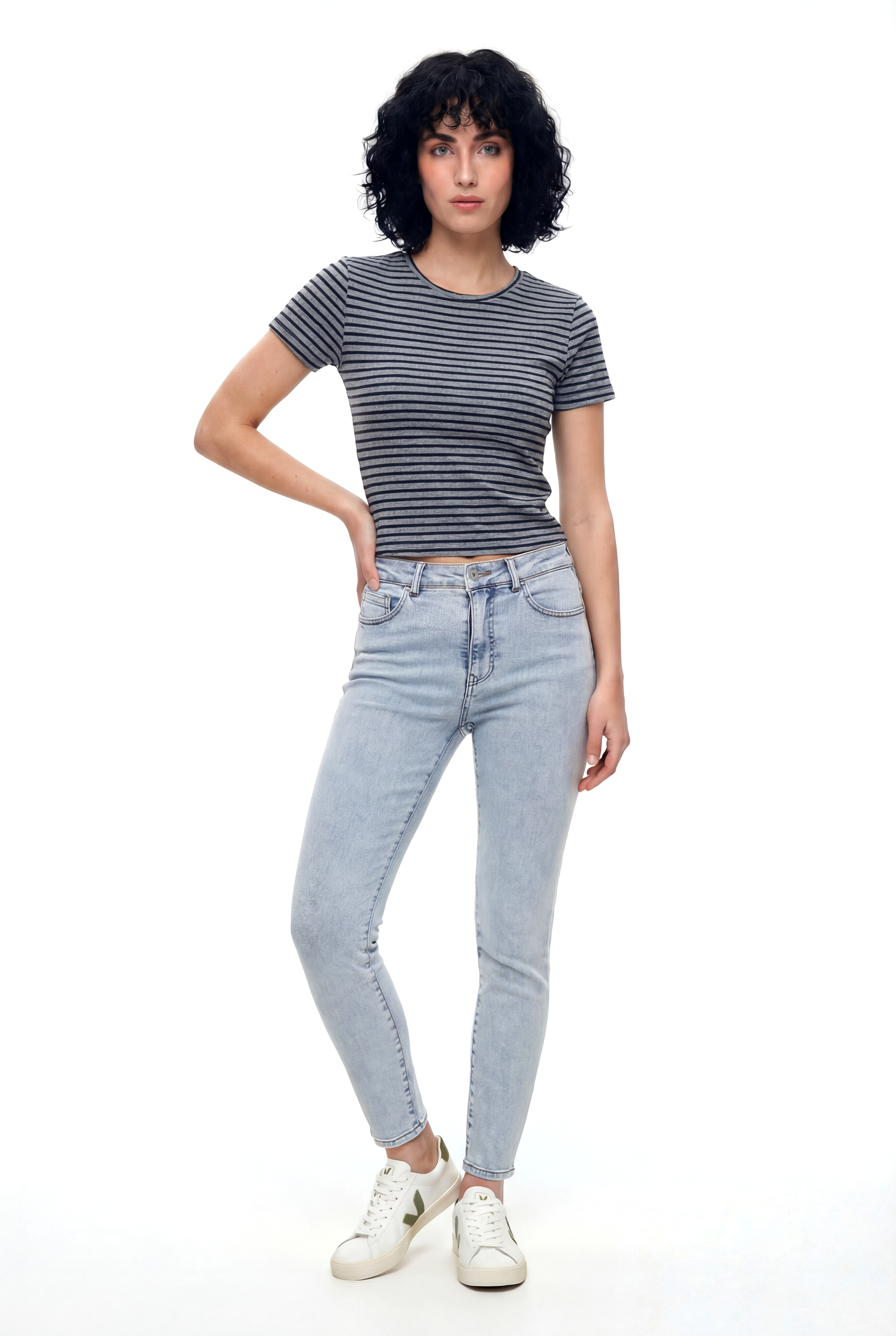 SANDY S/S TOP in Black, Grey Striped