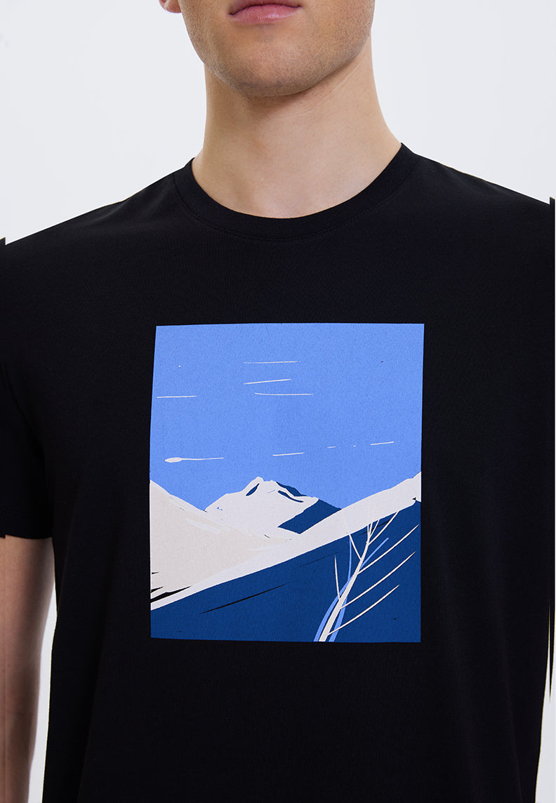 WMWINTER PATH TEE in Black