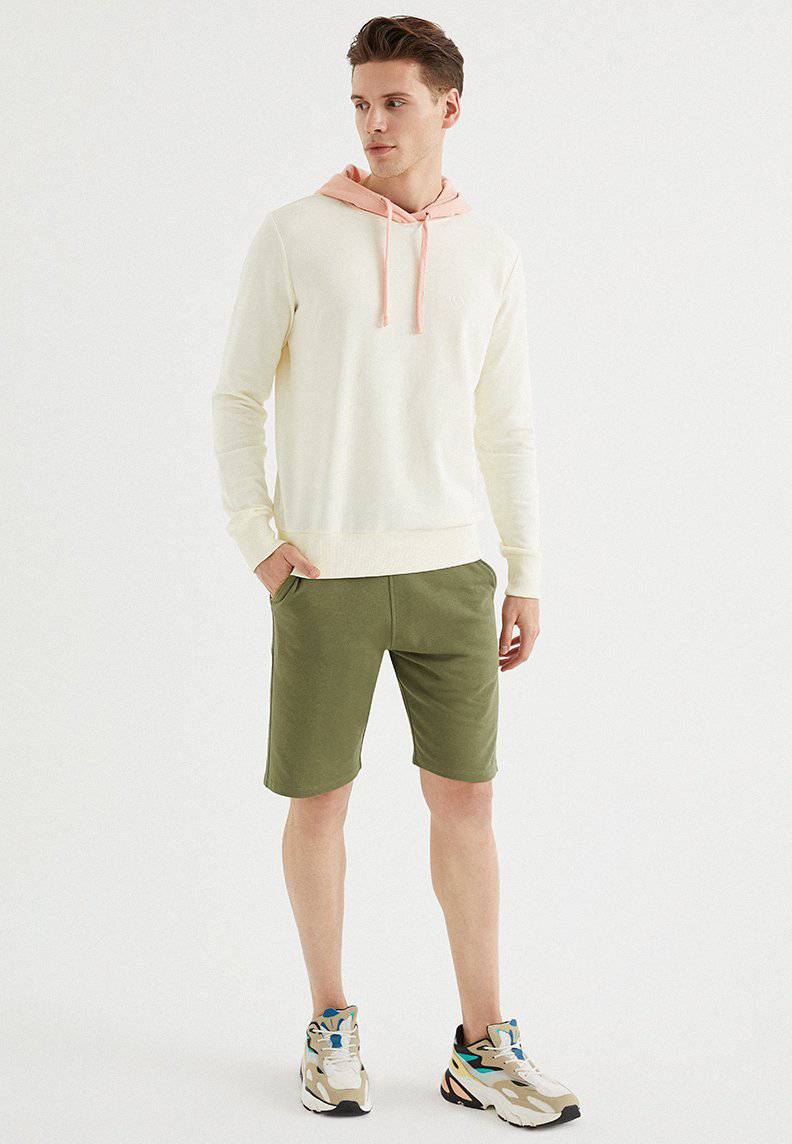 CORE COLOUR BLOCKED HOODIE in Vanilla Ice