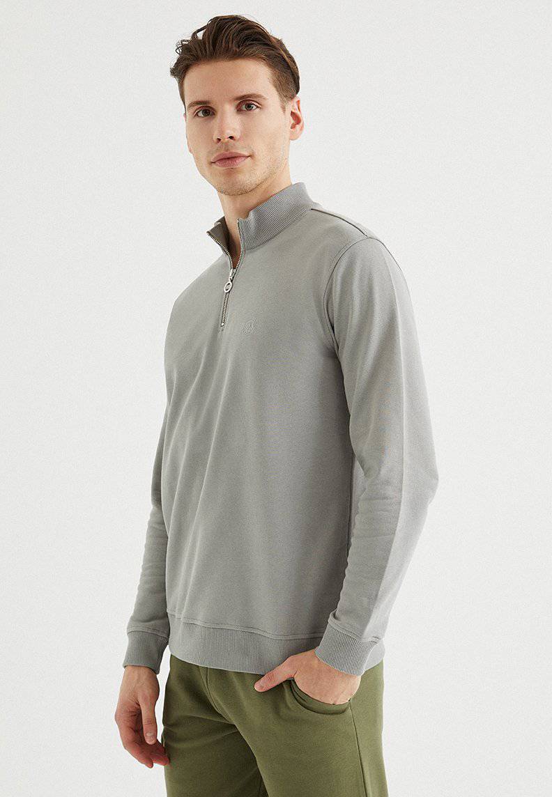 CORE HALF ZIP SWEAT in Griffin