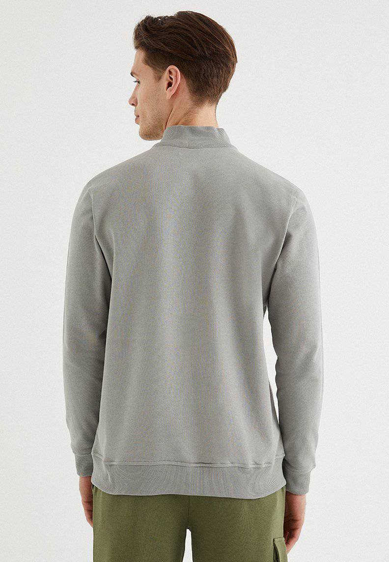 CORE HALF ZIP SWEAT in Griffin