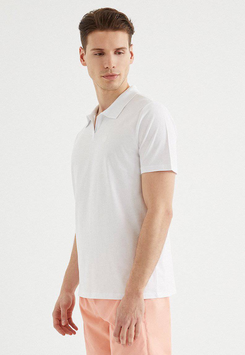 VITAL POLO in White