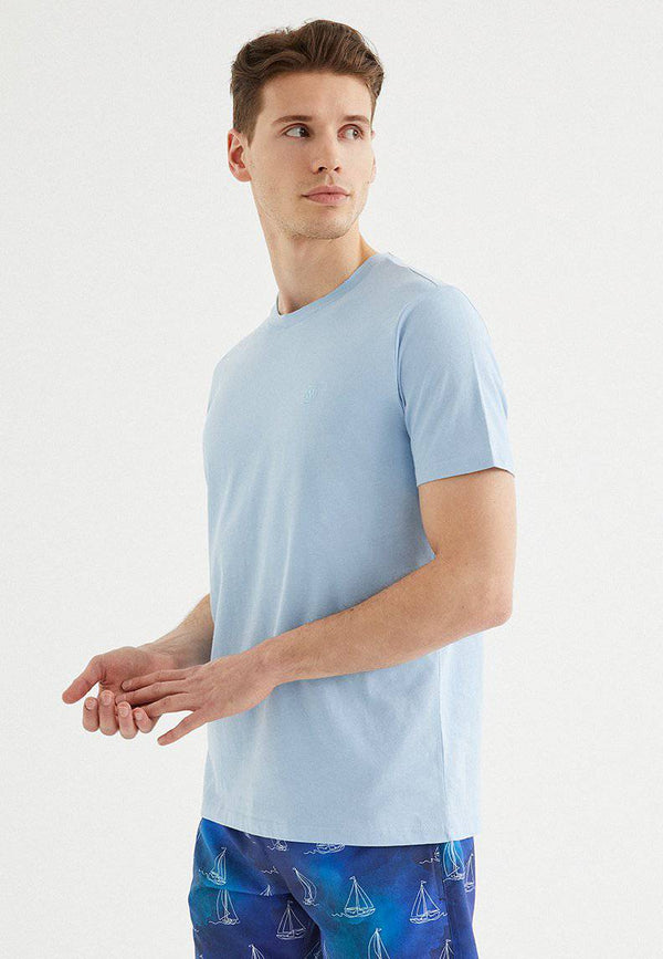 VITAL O-NECK TEE in Powder Blue