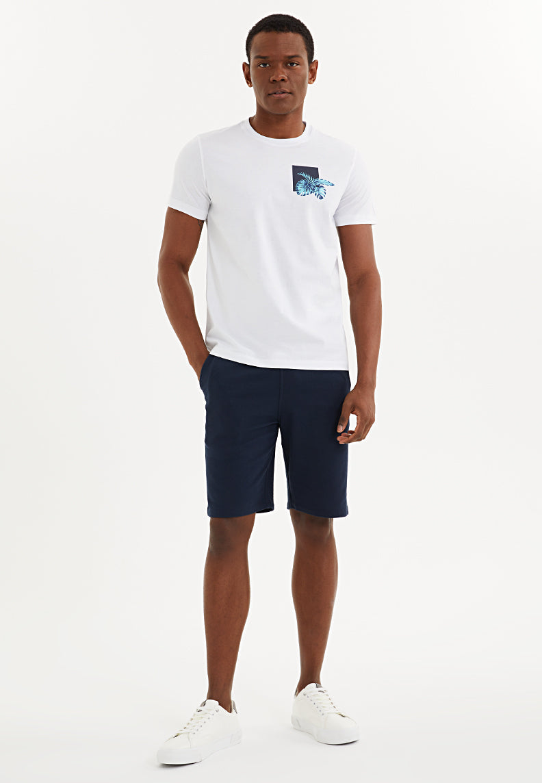 DARK LEAVES TEE
