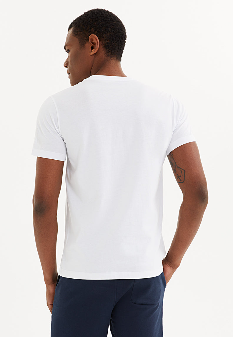 DARK LEAVES TEE