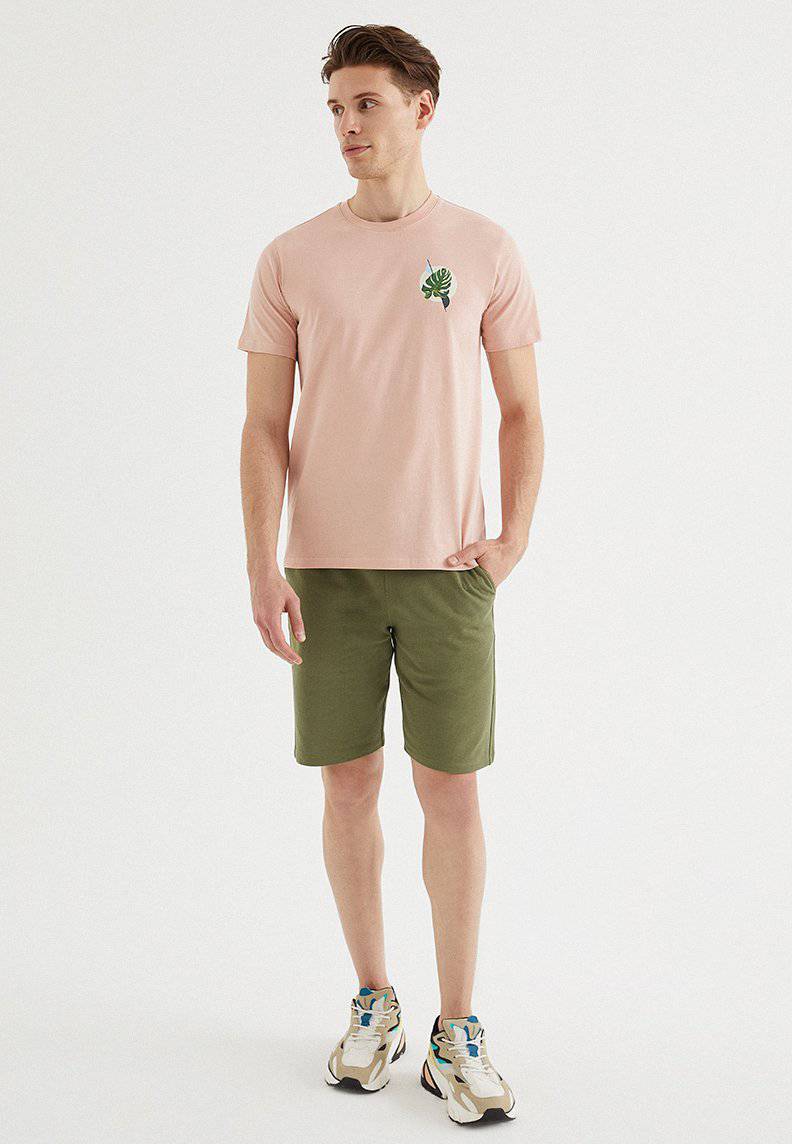 LEAF TEE