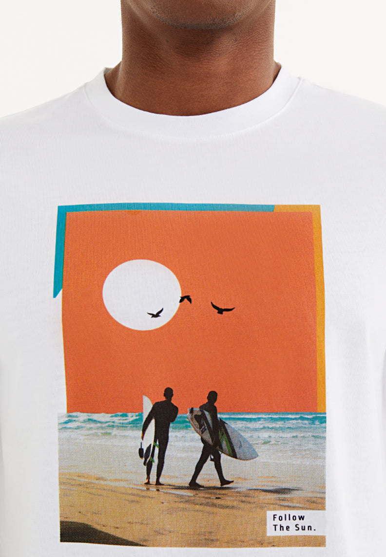 SURFER COLLAGE TEE