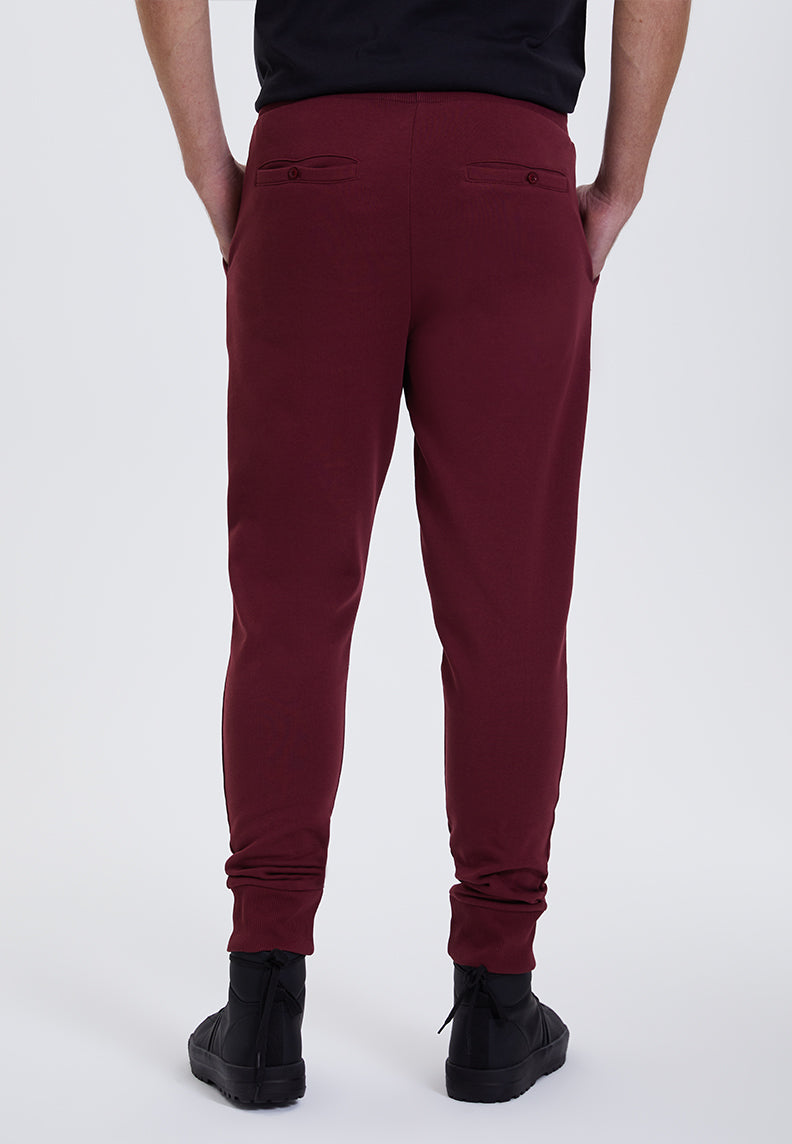 CORE JOGGER in Cabernet