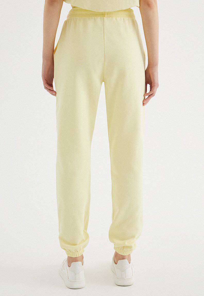 ENJOY CUFFER JOGGER in French Vanilla