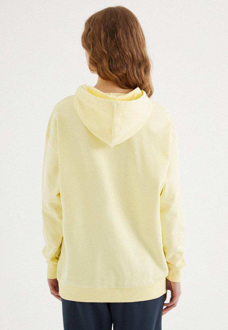 ENJOY OVERSIZE HOODIE w/POCKET in French Vanilla