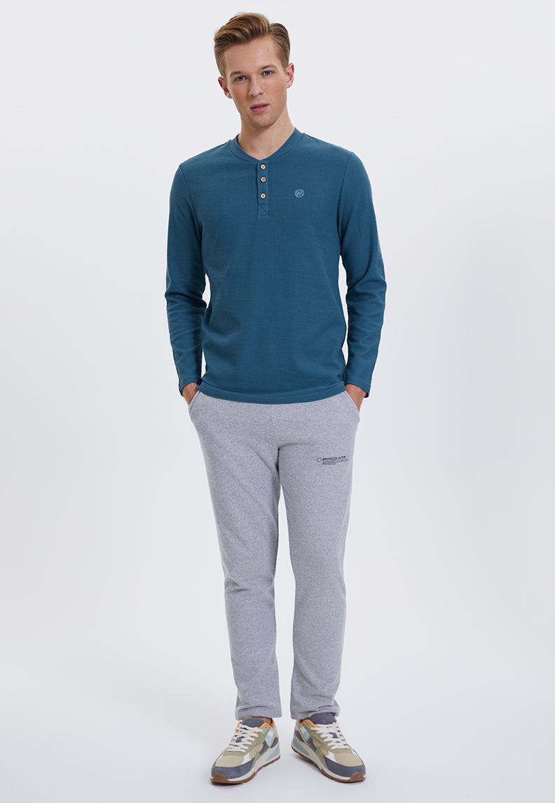 ESSENTIALS LONG SLEEVE HENLEY in Midnight