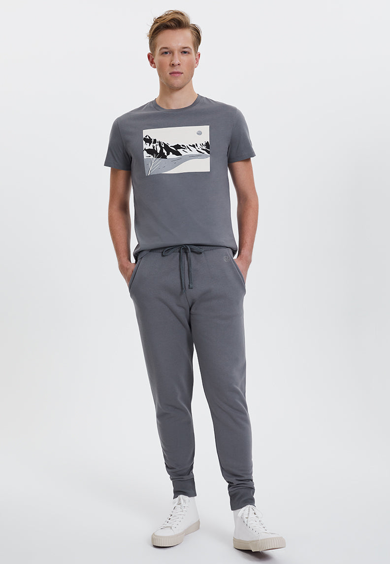 CORE JOGGER in Quiet Shade