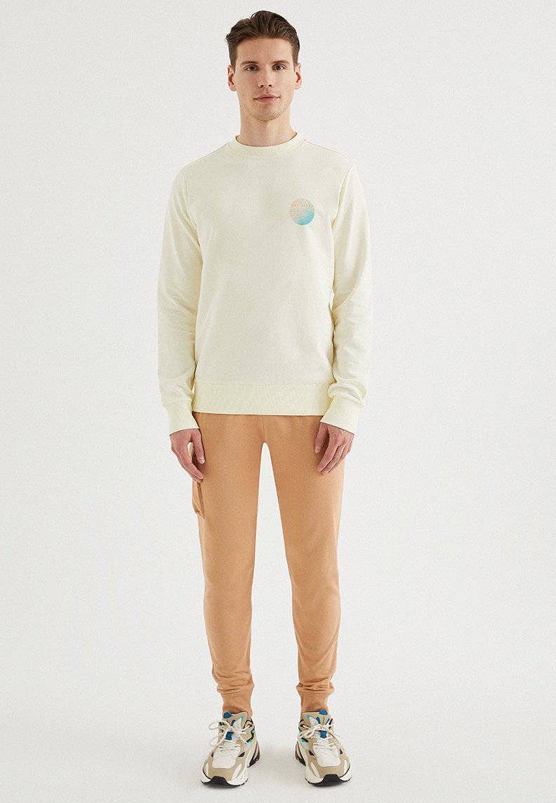 HOT VIBES SWEAT