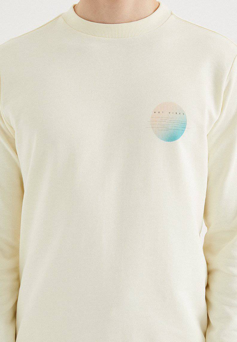HOT VIBES SWEAT