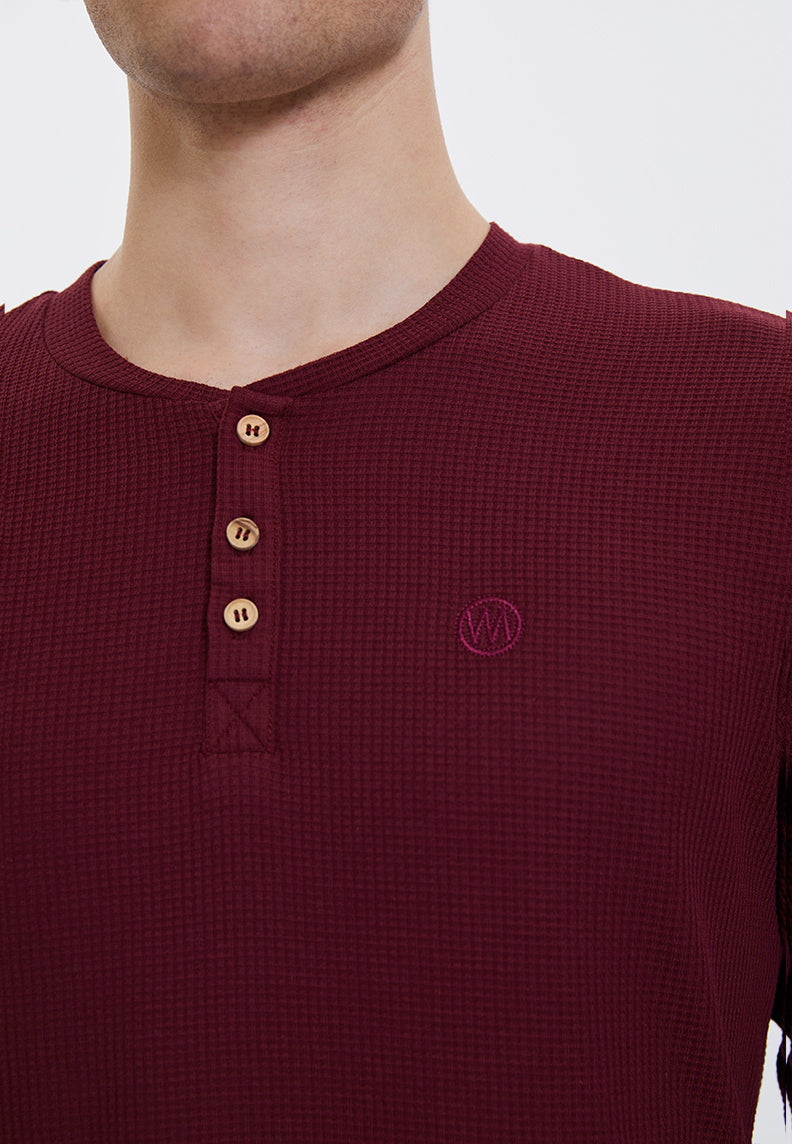ESSENTIALS LONG SLEEVE HENLEY in Cabernet
