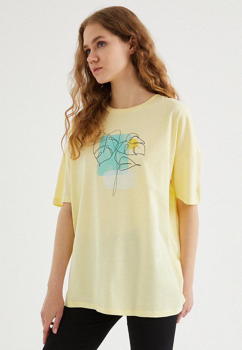 WATERCOLOUR LEAF OVERSIZE TEE