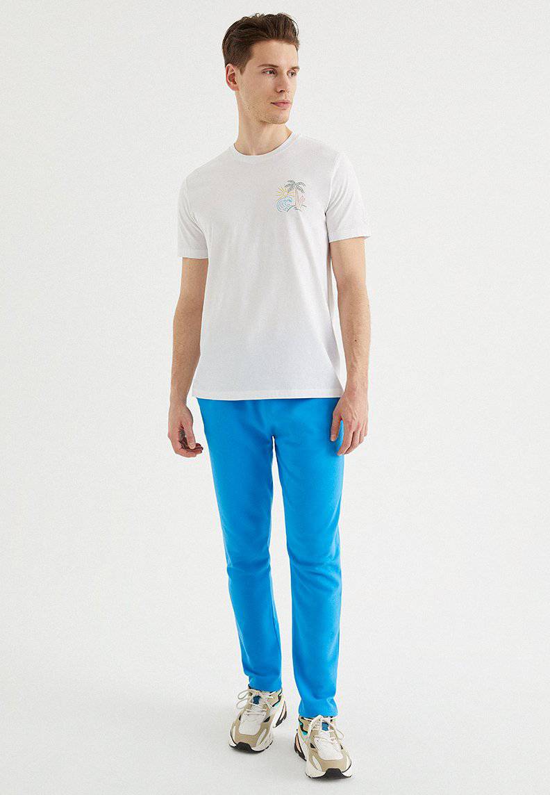 ISLAND TEE