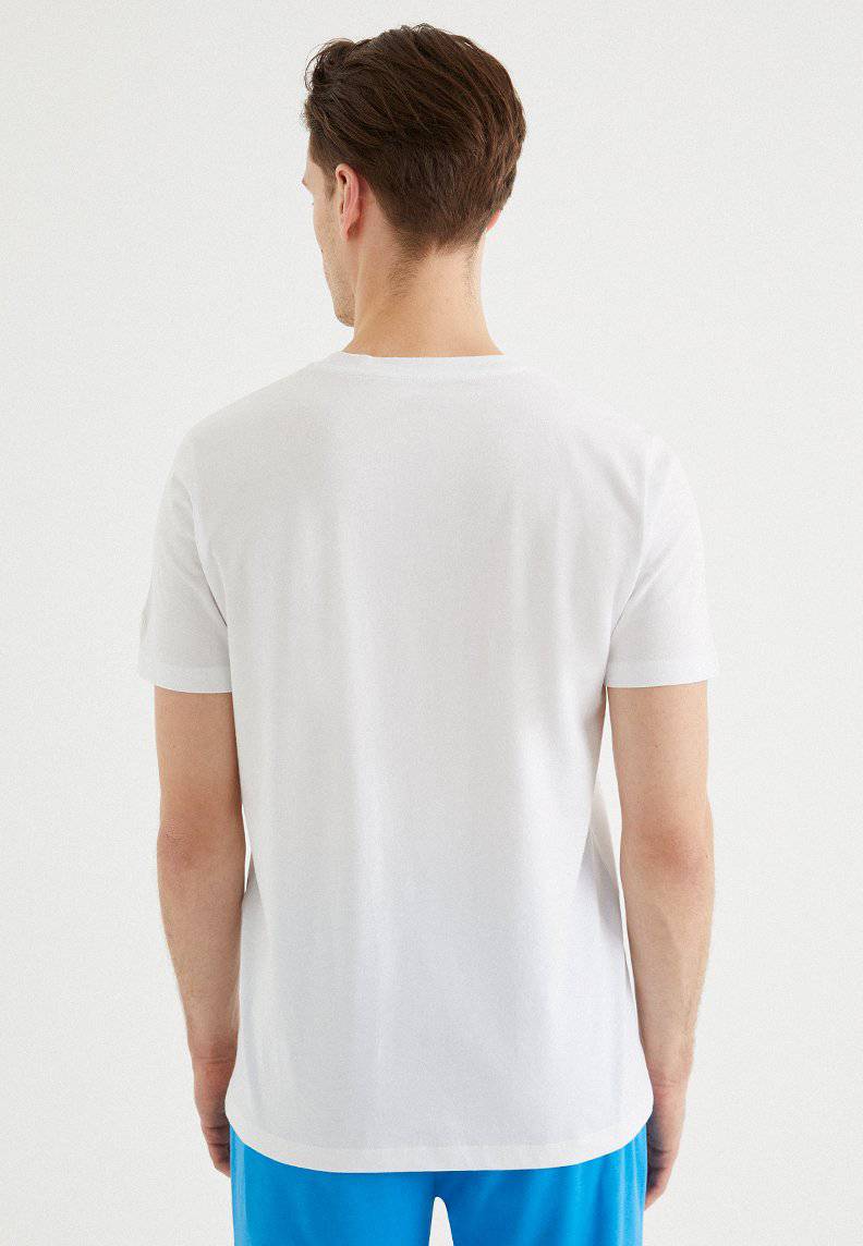 ISLAND TEE