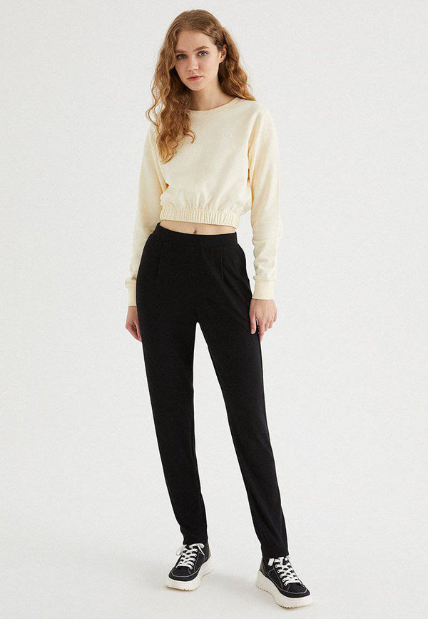 ENJOY ELASTICATED HEM SWEAT in Pearled Ivory