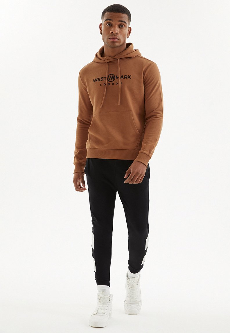 SIGNATURE HOODIE W/POCKET in Mocha Bisque